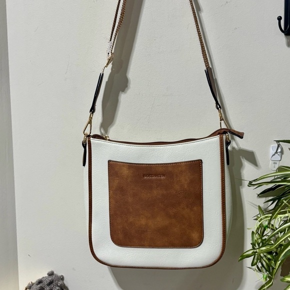 NWOT❤️ Nola Reversible Boho Strap Vegan Leather Hobo Handbag - Picture 3 of 8